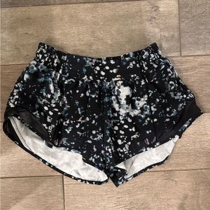 Lululemon Hotty Hot Shorts Size 4